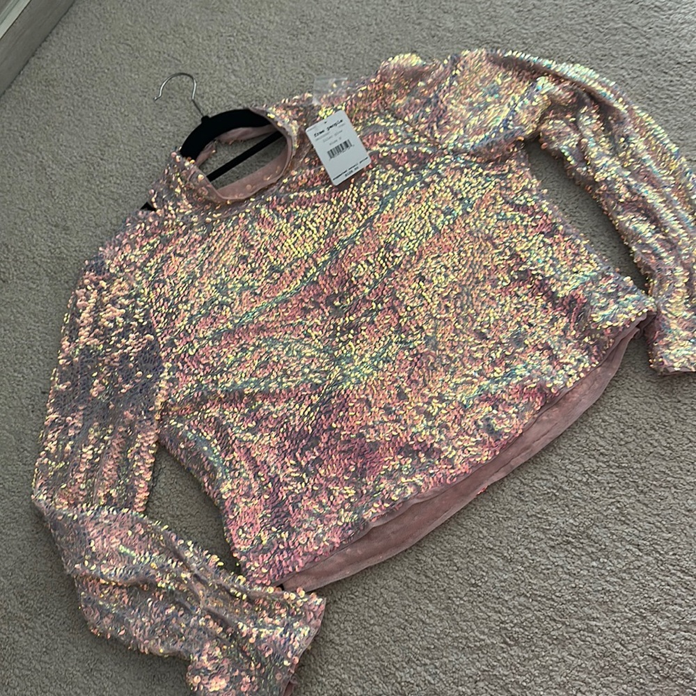 Free people NWT Lilac Glow sequined top